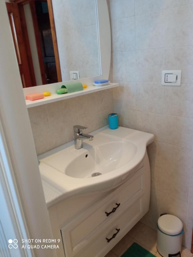 King Private Room Tra Arte Mare Campagna Empoli Exterior photo